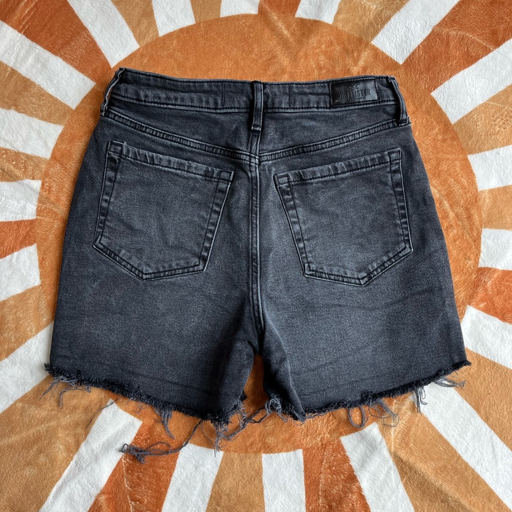 Hollister Charcoal Jean Shorts - Juniors/Women’s